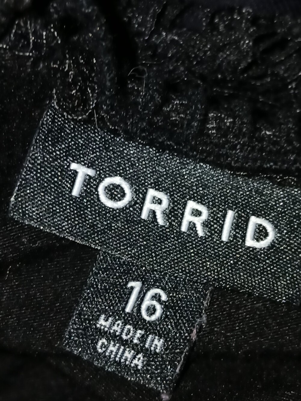 Torrid Dress Black Overlay Lace Stretch Flutter Sleeve 🖤Dark Romance Whimsigoth - Picture 8 of 10
